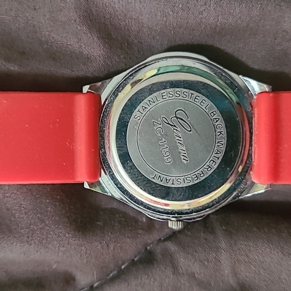 Red Watch - Picture 3 of 3